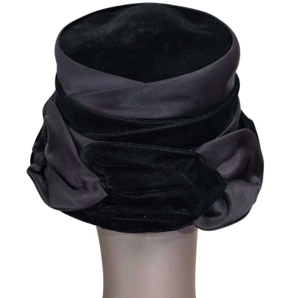 VINTAGE 50's 60's Union Made Black Velvet & Gray Bow Hat - Women's Size 20-21" - Picture 3 of 9